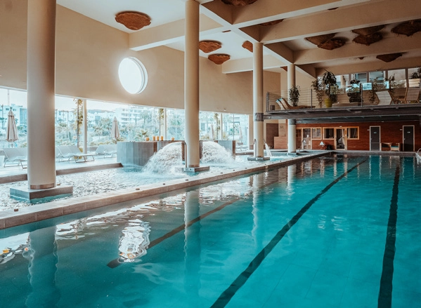 Koppla av och föryngra dig på det lyxiga Higuerón Spa, som erbjuder ett brett utbud av friskvårdsbehandlingar.