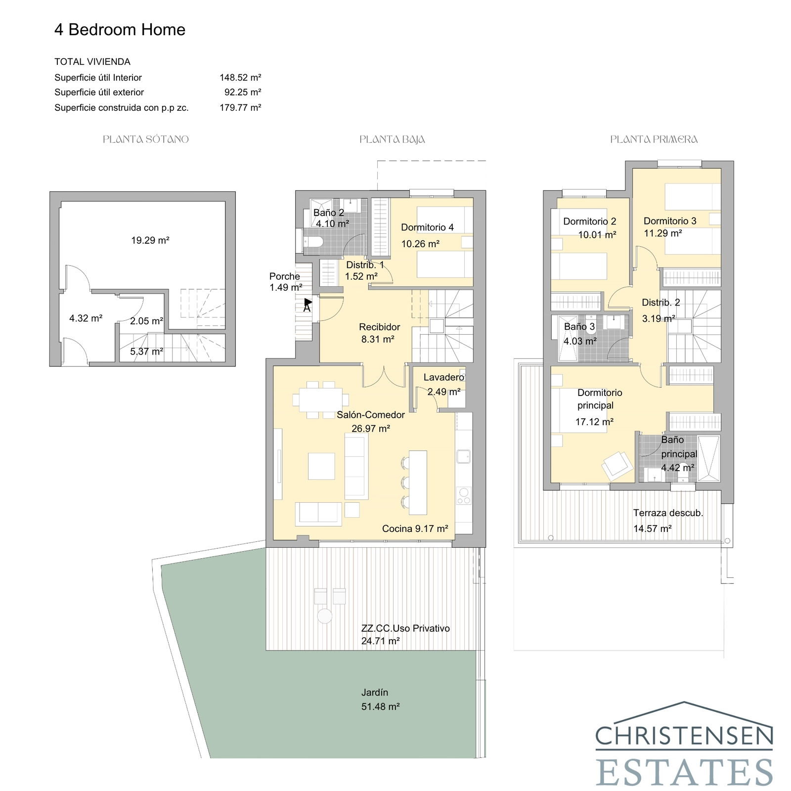 Hemmet med fyra sovrum erbjuder maximal komfort och utrymme, fördelat på två våningar med flera terrasser och en privat trädgård.