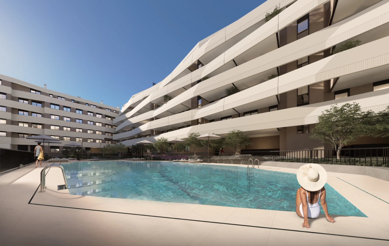 Njut av den stora gemensamma poolen, belägen i anlagda trädgårdar, en perfekt plats att koppla av och svalka sig på.