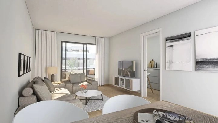 Vardagsrummen är genomtänkt designade för komfort och moderna livsstilar.