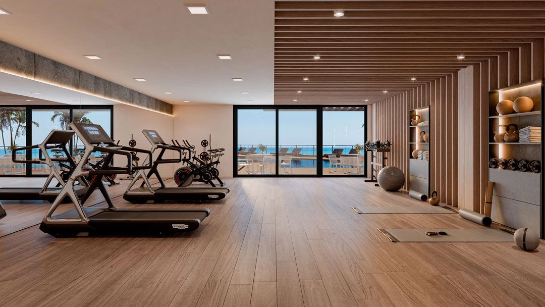 Det toppmoderna gymmet med fantastisk utsikt, vilket gör ditt träningspass till ett sant nöje.