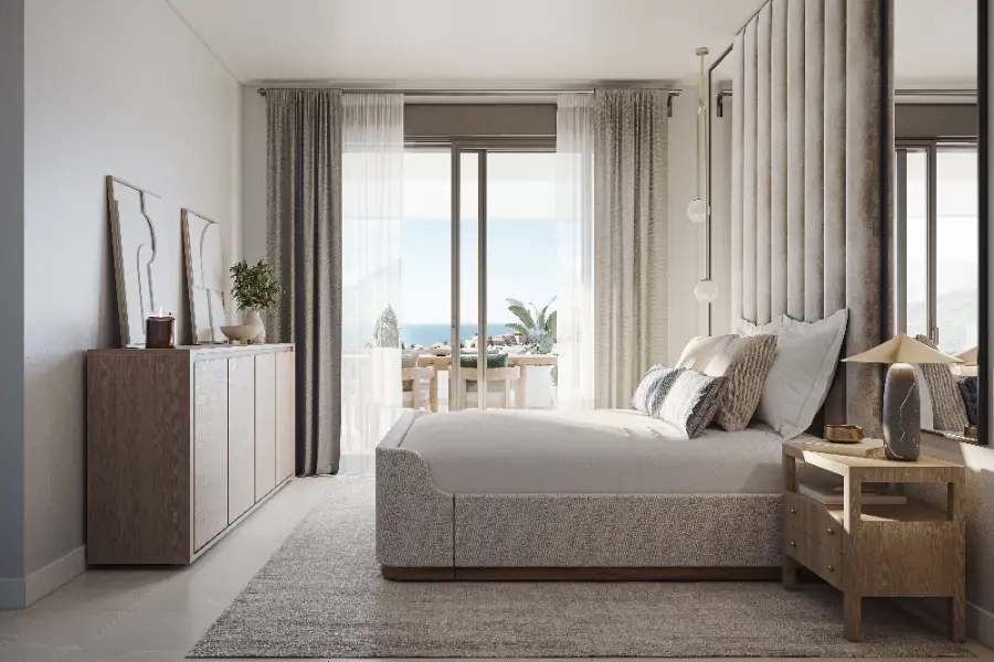 Vakna upp till fridfull utsikt från master bedroom, en lugn och elegant reträtt designad för total avkoppling.